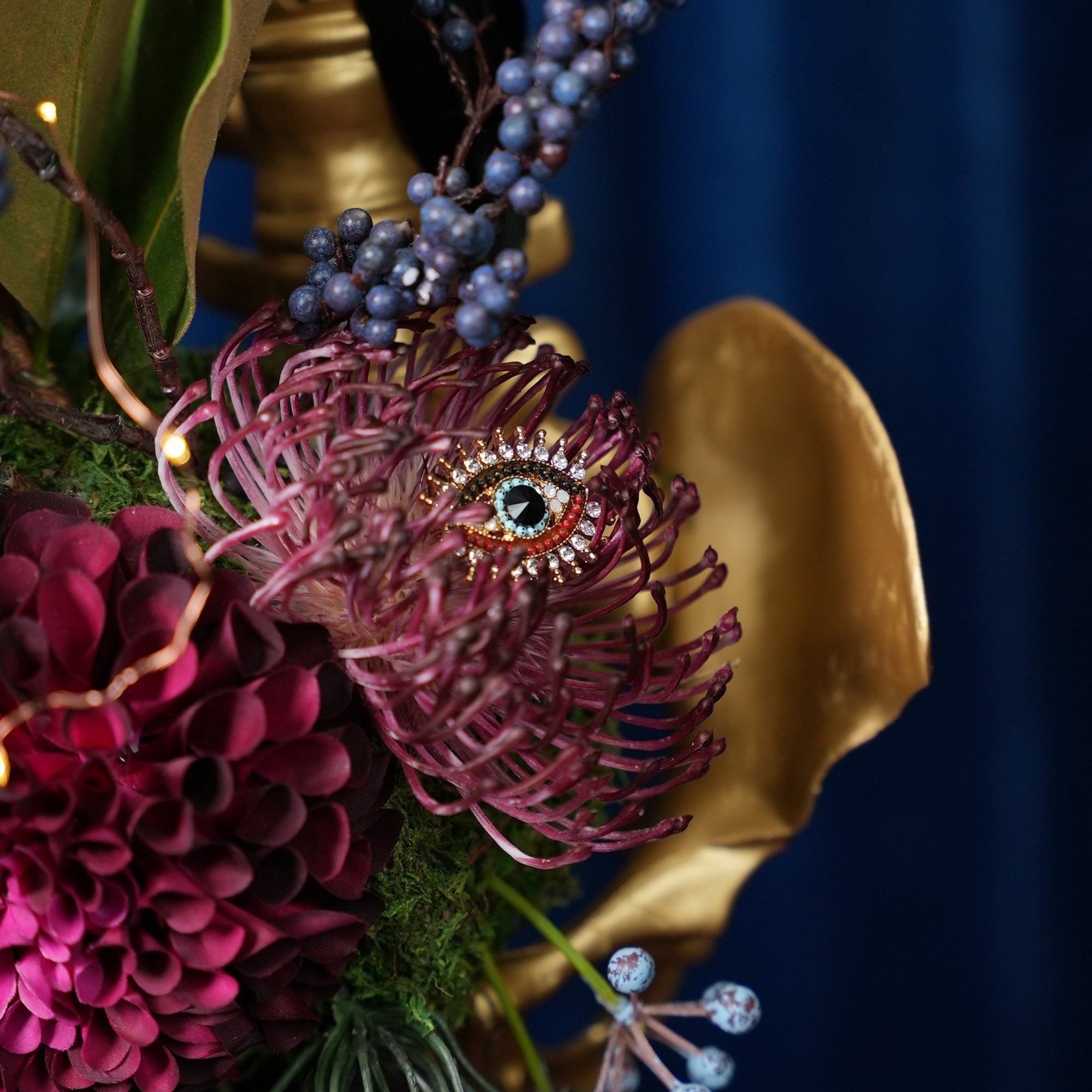 Elegance Hallow's Skeleton GOLD