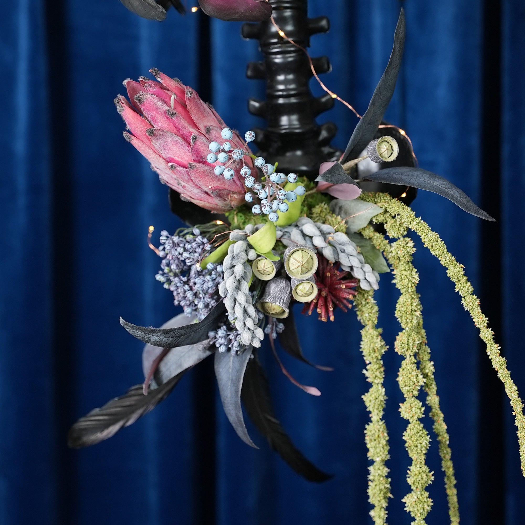 Elegance Hallow's Skeleton BLACK