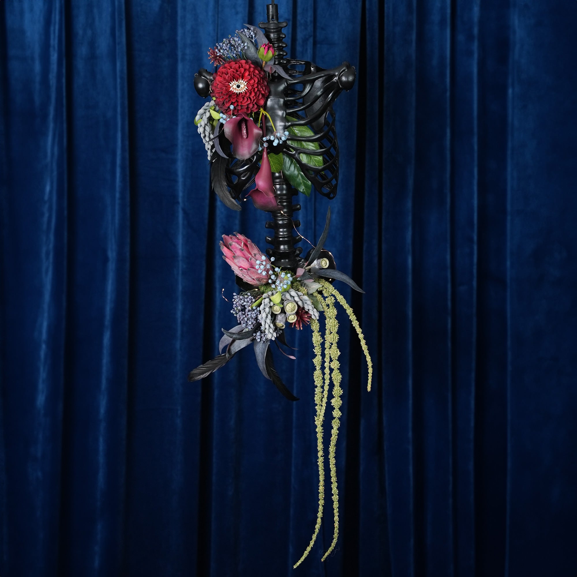 Elegance Hallow's Skeleton BLACK