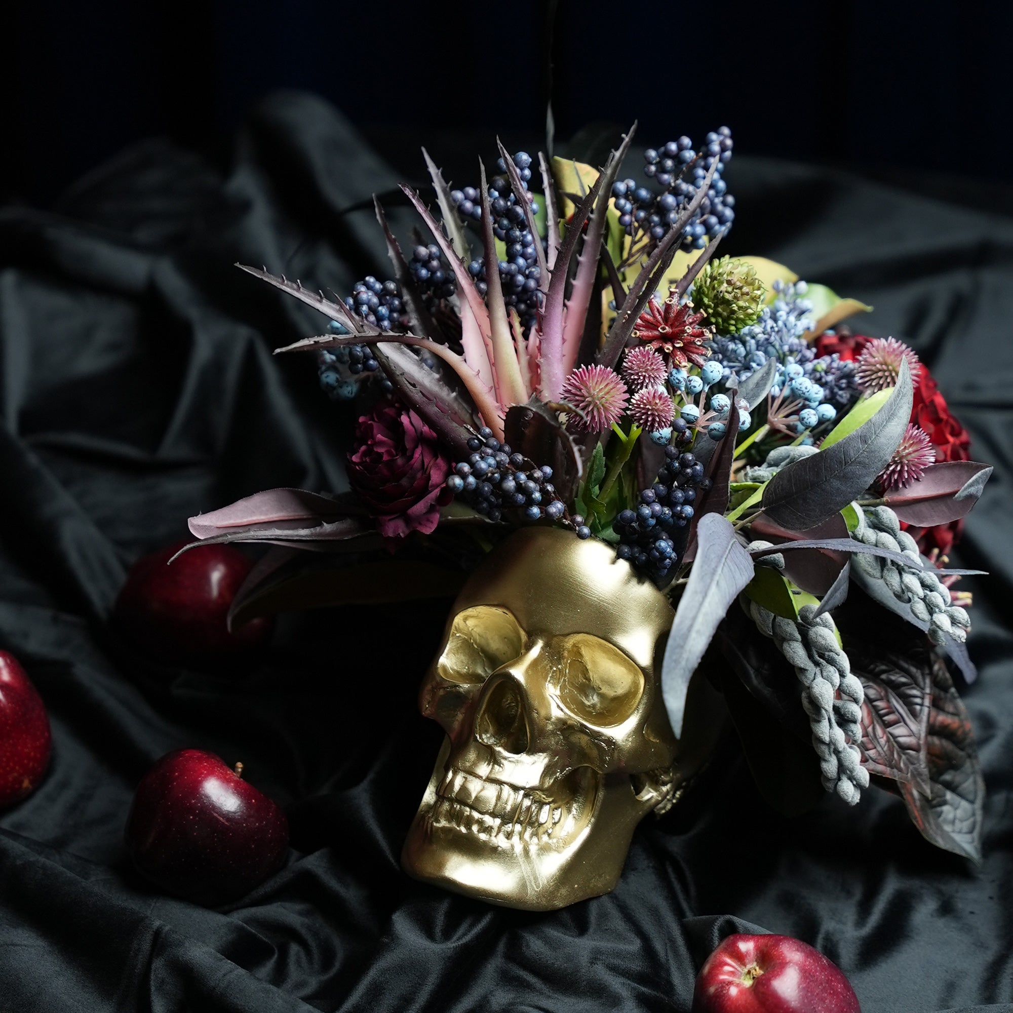 Hallow's Skull Floral Enigmatic