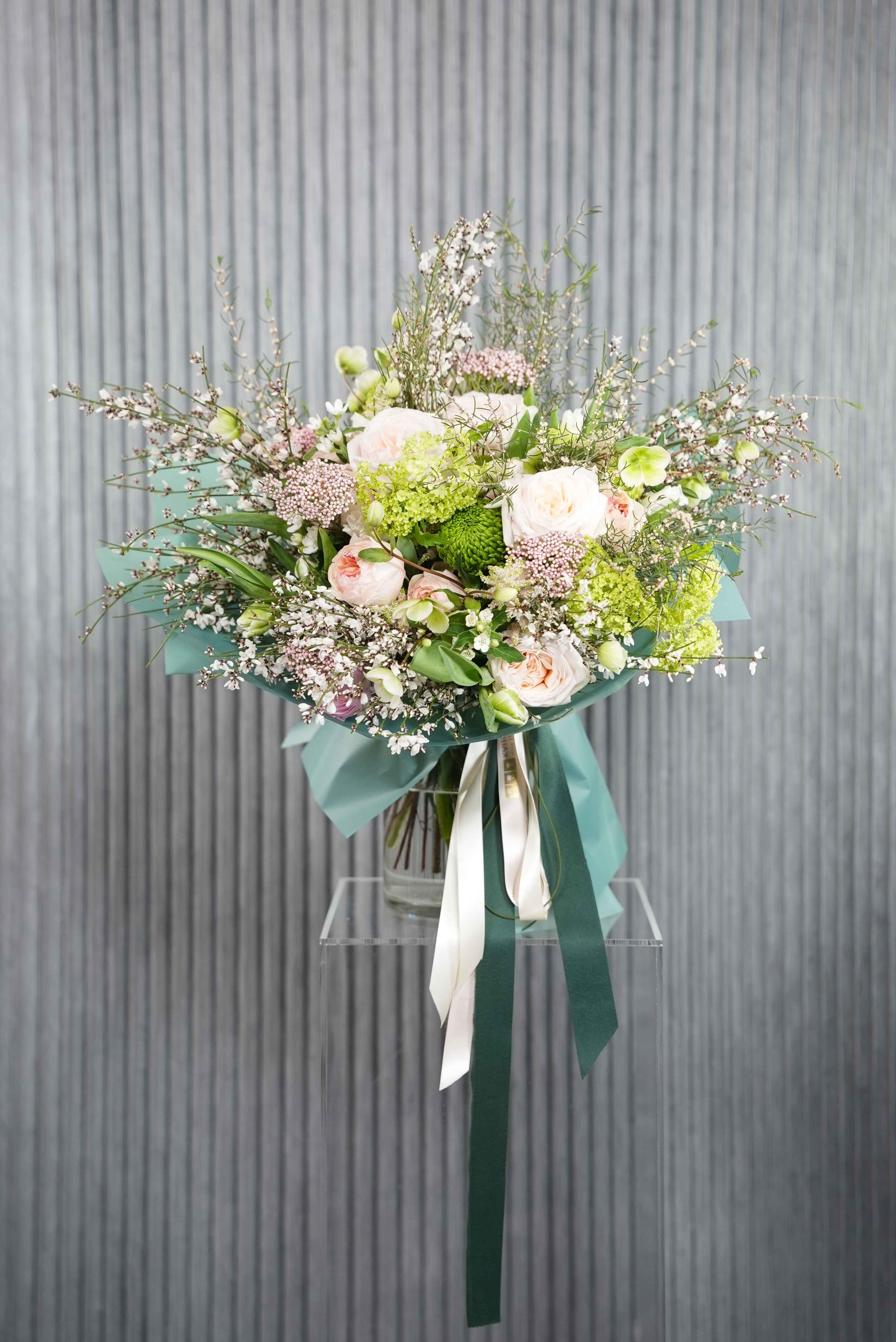 №165 Verdant Elegance – Luxurious Green & Blush Bouquet
