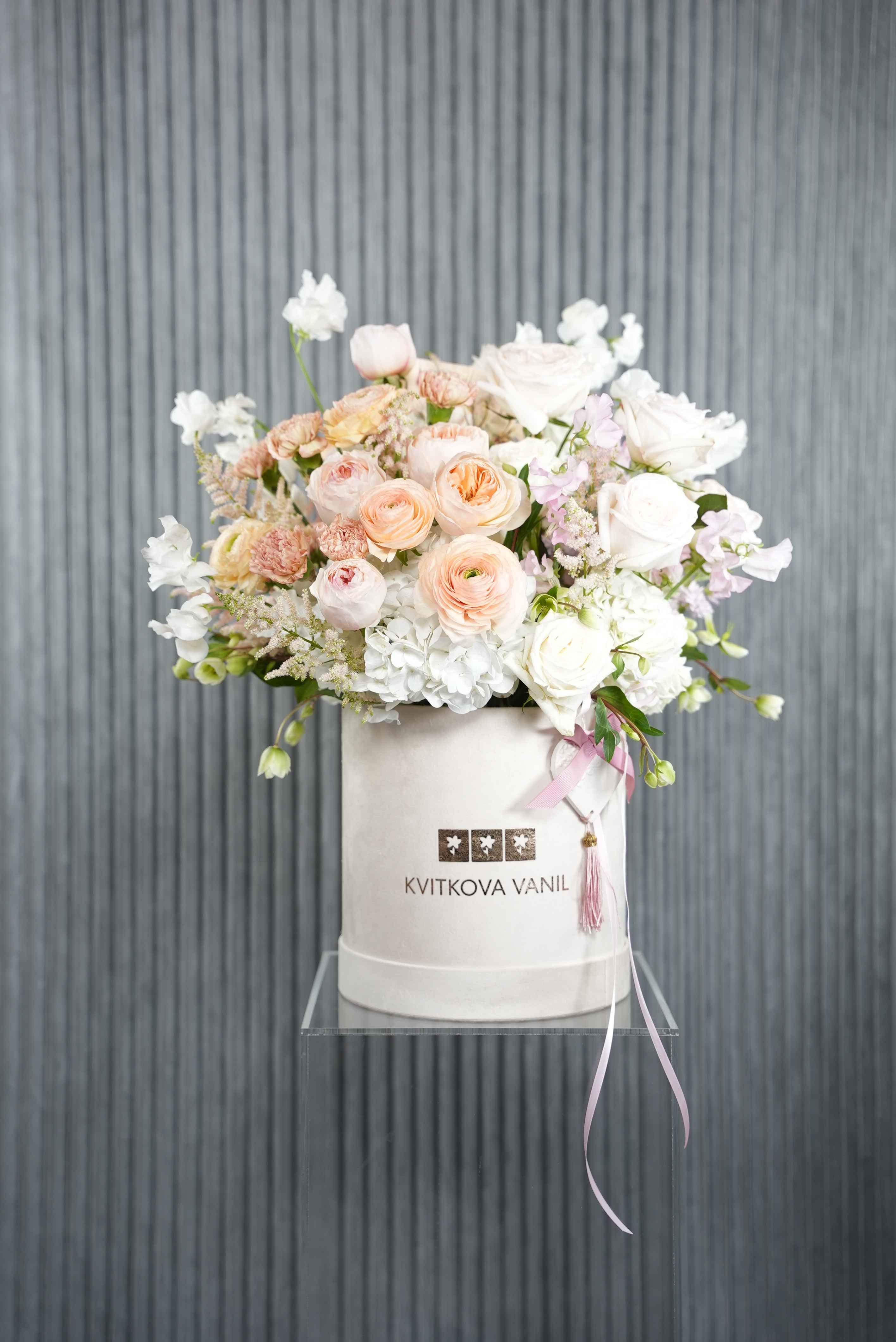 №162 Ethereal Bloom – Luxury Pastel Arrangement