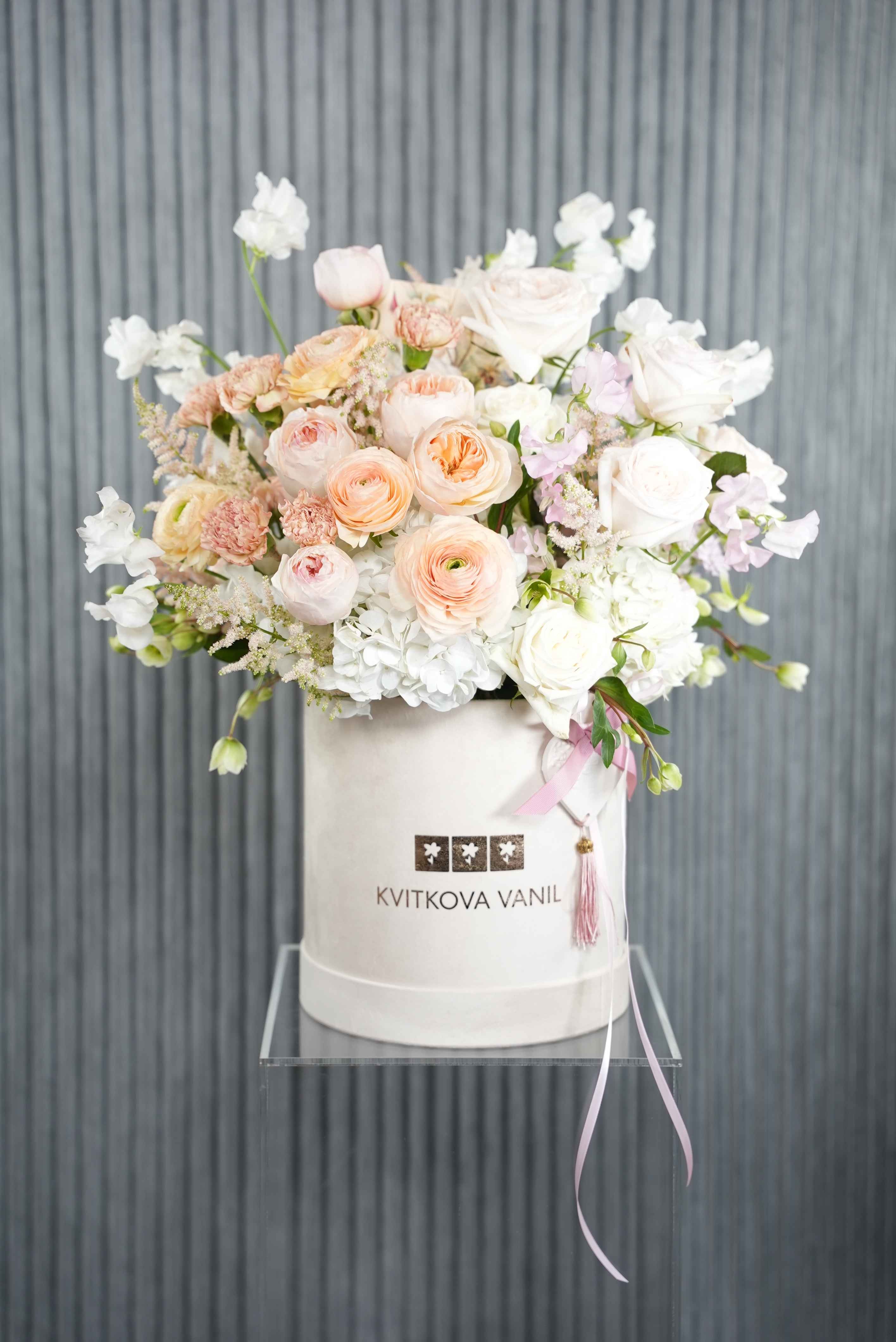 №162 Ethereal Bloom – Luxury Pastel Arrangement