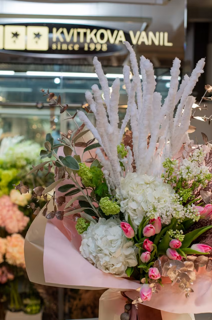 №142 Fairy Harmony: Hydrangeas, Tulips, Lilacs, and Phlox Branches