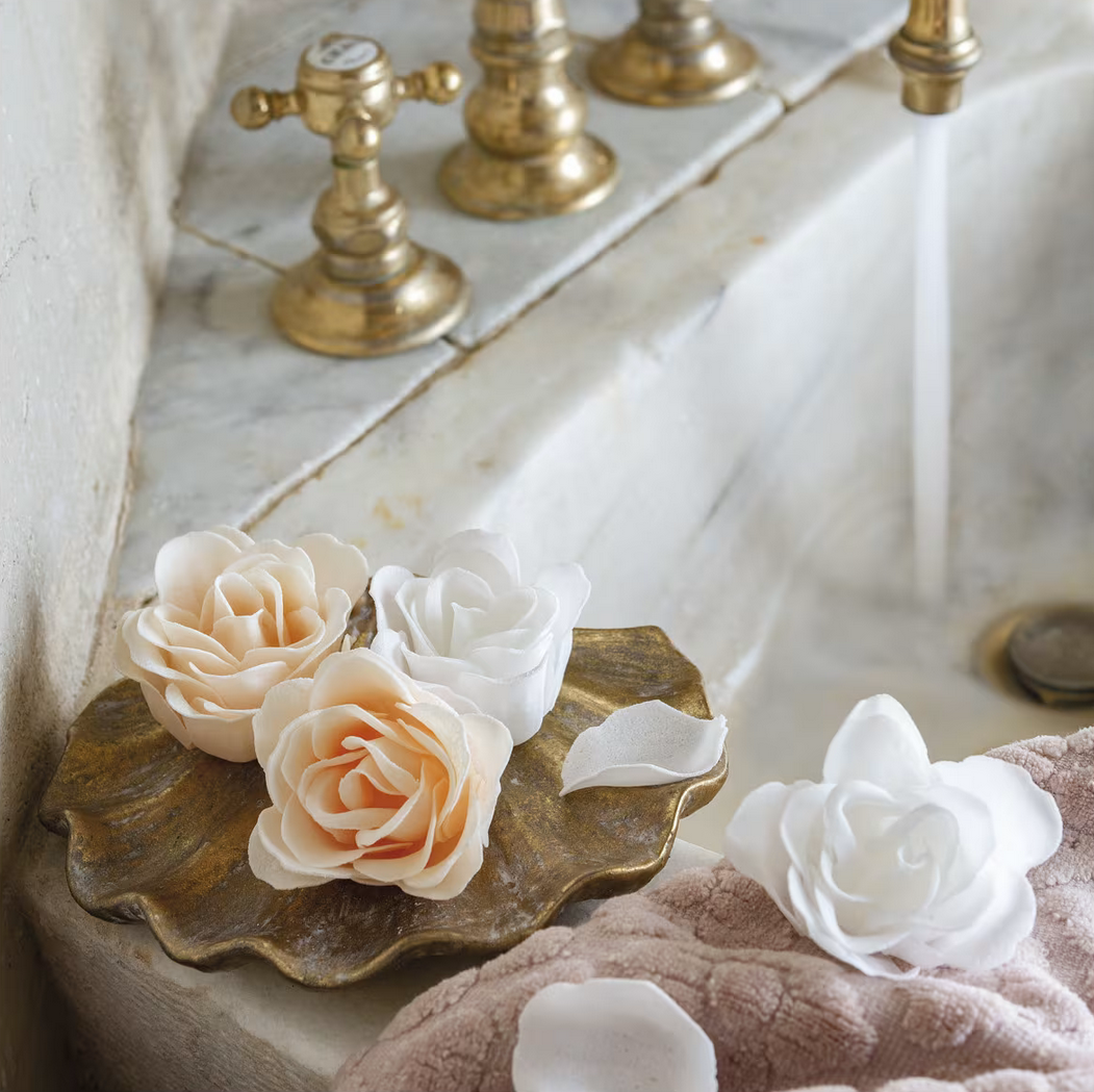 Giftset 12 soap roses 6 white and 6 nude - Rose scent