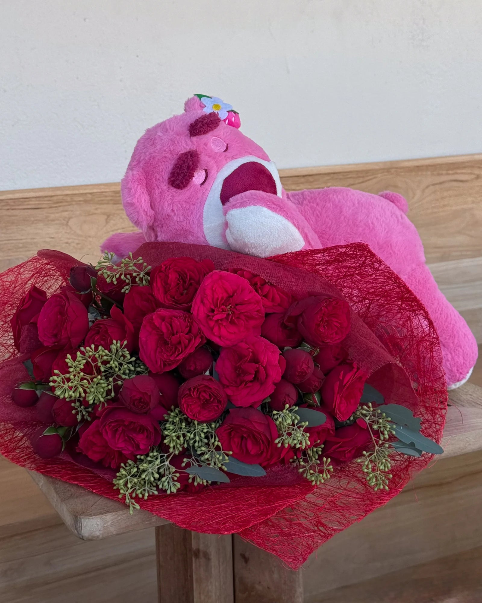 Luxury red rose bouquet with teddy bear gift – Hugs and Roses by Kvitkova Vanil in Los Angeles