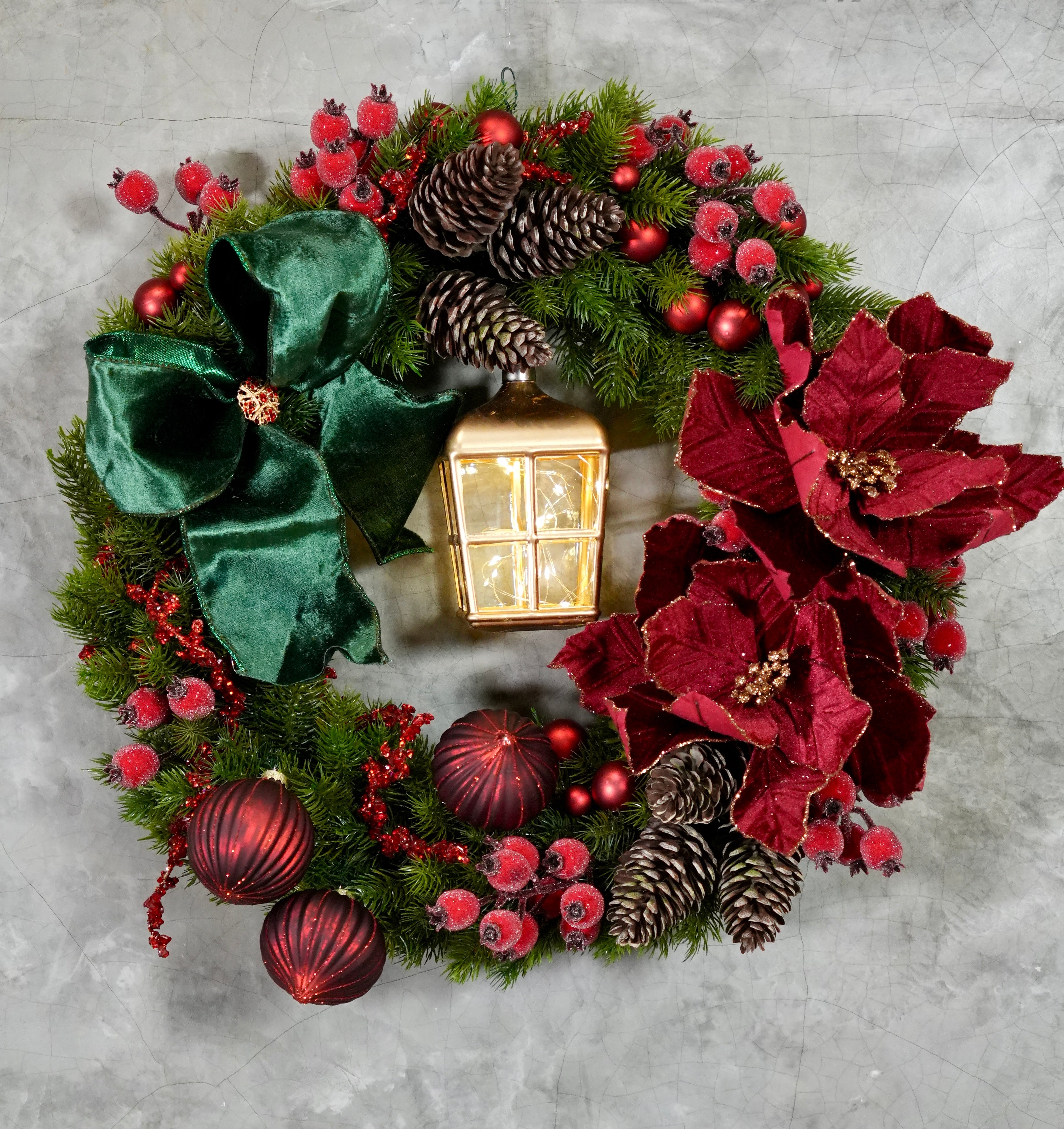 LUXE Christmas wreath "Gilded Lantern Elegance". Holiday wreath. Winter wreath