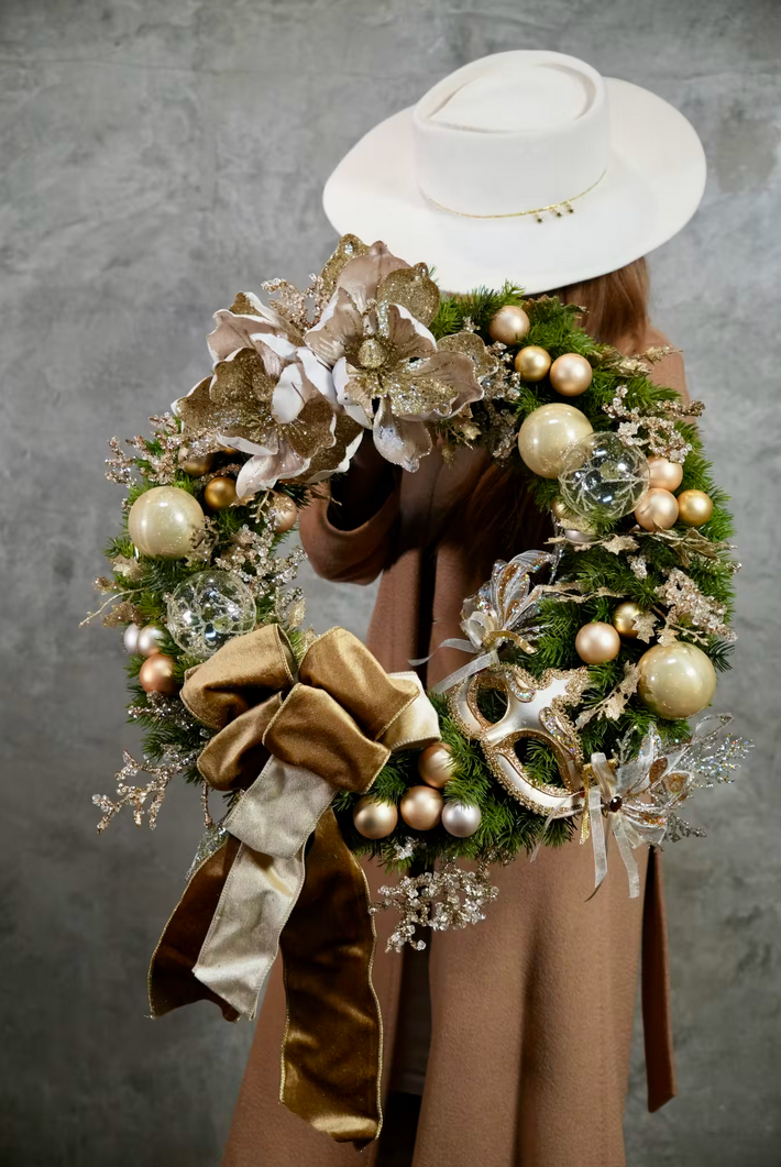 LUXE Christmas wreath "Golden Masquerade". Holiday wreath. Winter wreath.