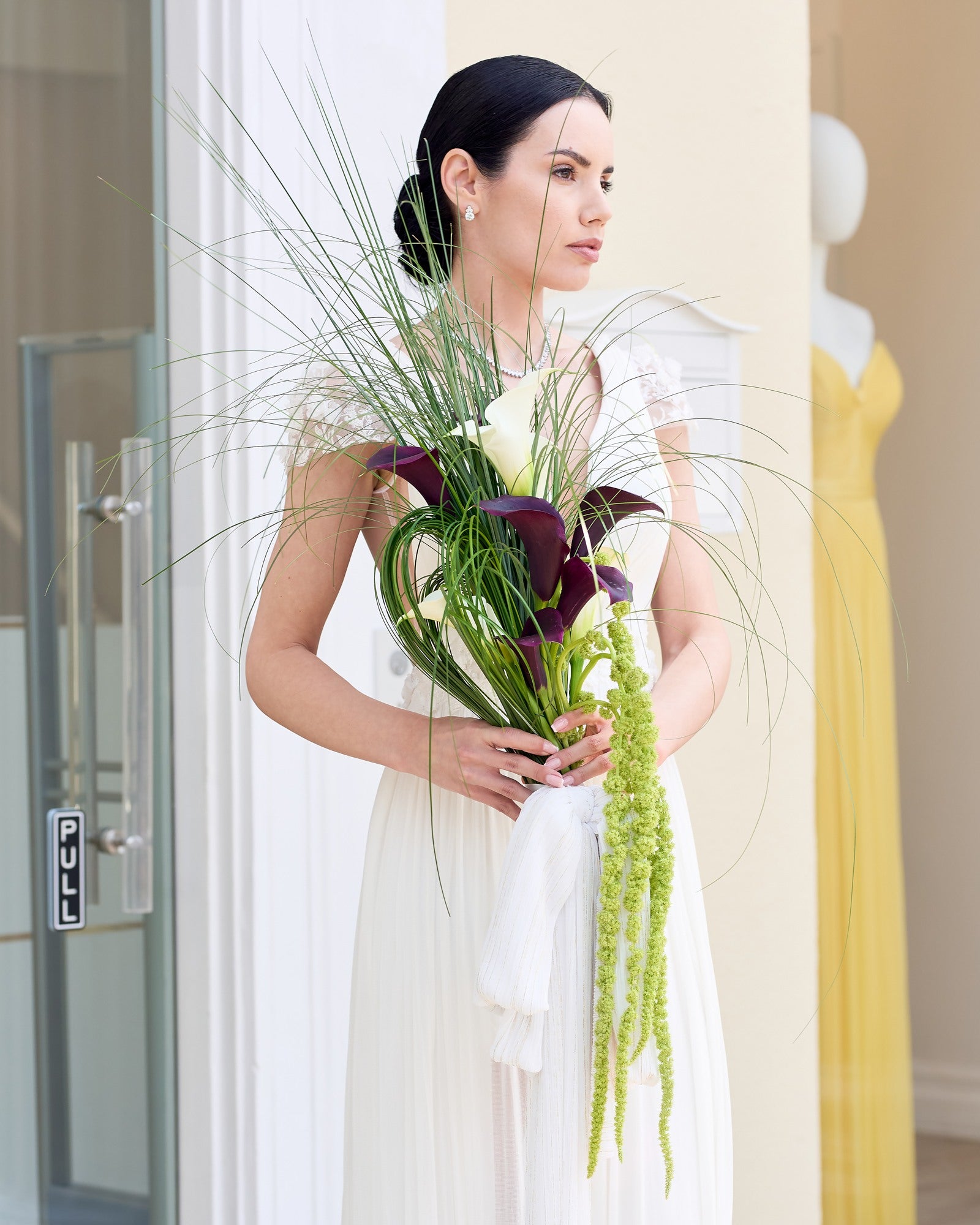 wedding lily flower bouquet №628 Green Mirage